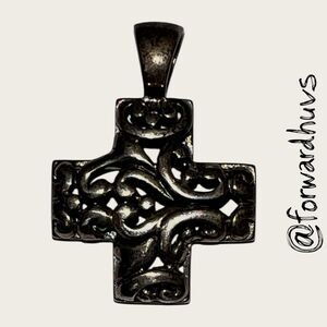 Sterling Silver Ornate Cross Pendant – Marked 925 ATI Thailand – 8.63g – Athra T